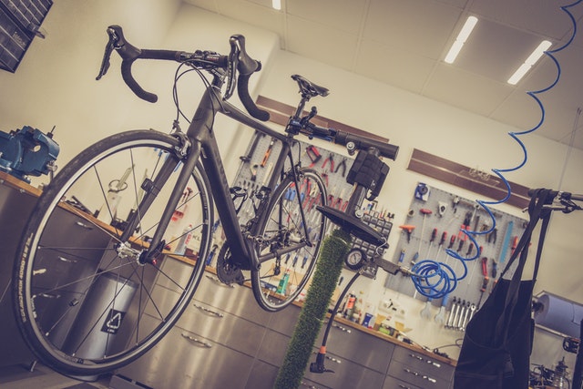 Toutes les astuces pour se protéger de la pluie lorsque l’on fait du vélotaf